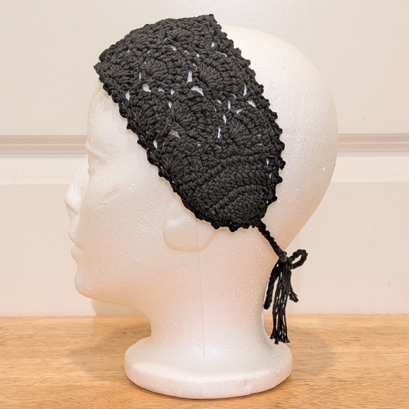 Beckwoman Accessories - NWOT Beckwoman Handmade Crocheted Cotton Tie Back Hairband